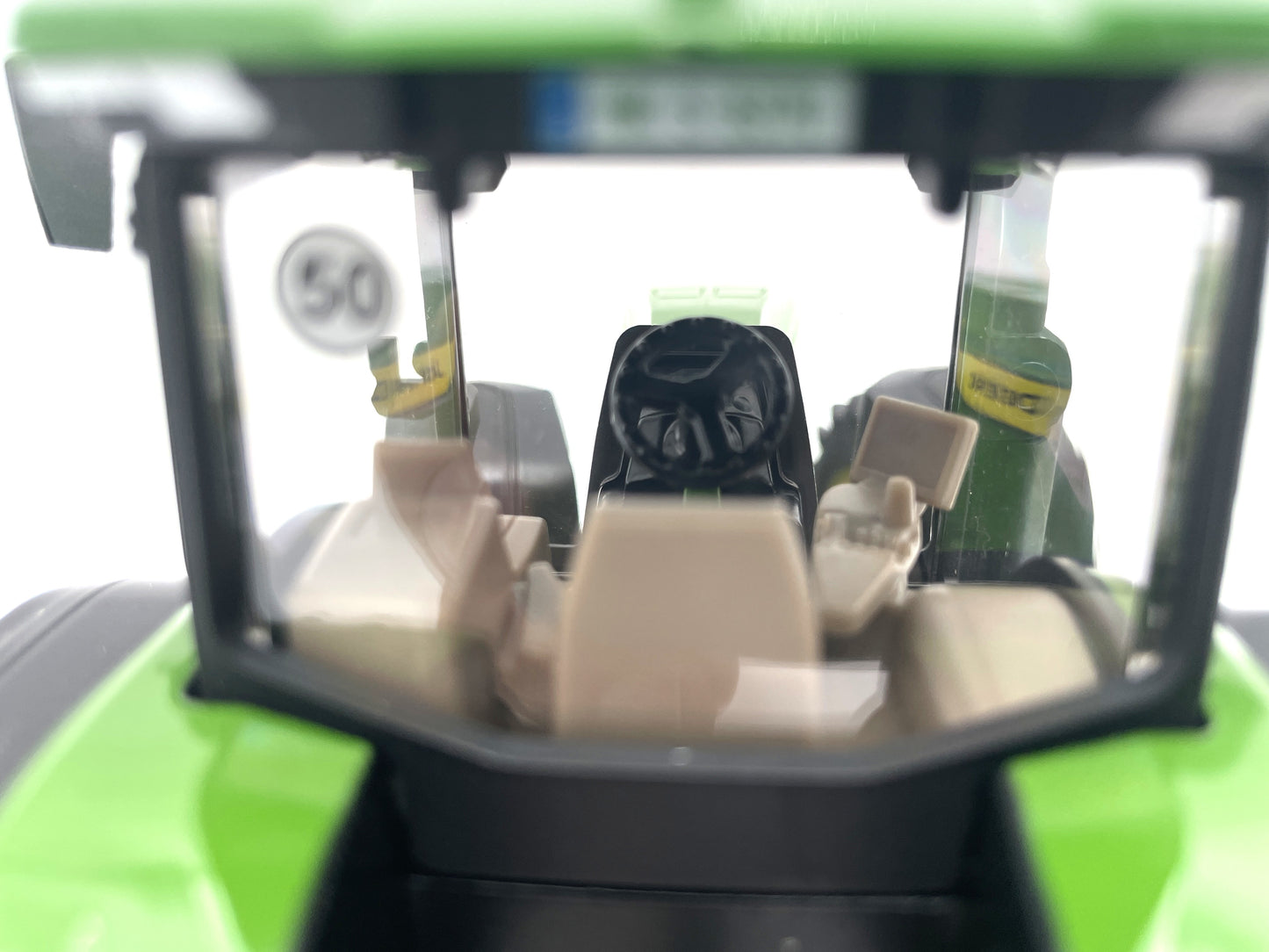 1/32 John Deere 8R 370