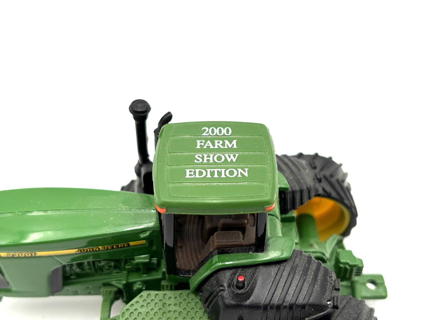 1/64 John Deere 9300T 2000 Farm Show Edition