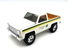 1/25 John Deere Chevrolet Pick-up ''Canadian Edition''