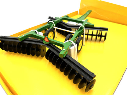 1/16 John Deere Disk
