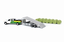 1/64 John Deere Ford pickup with bales and trailer set