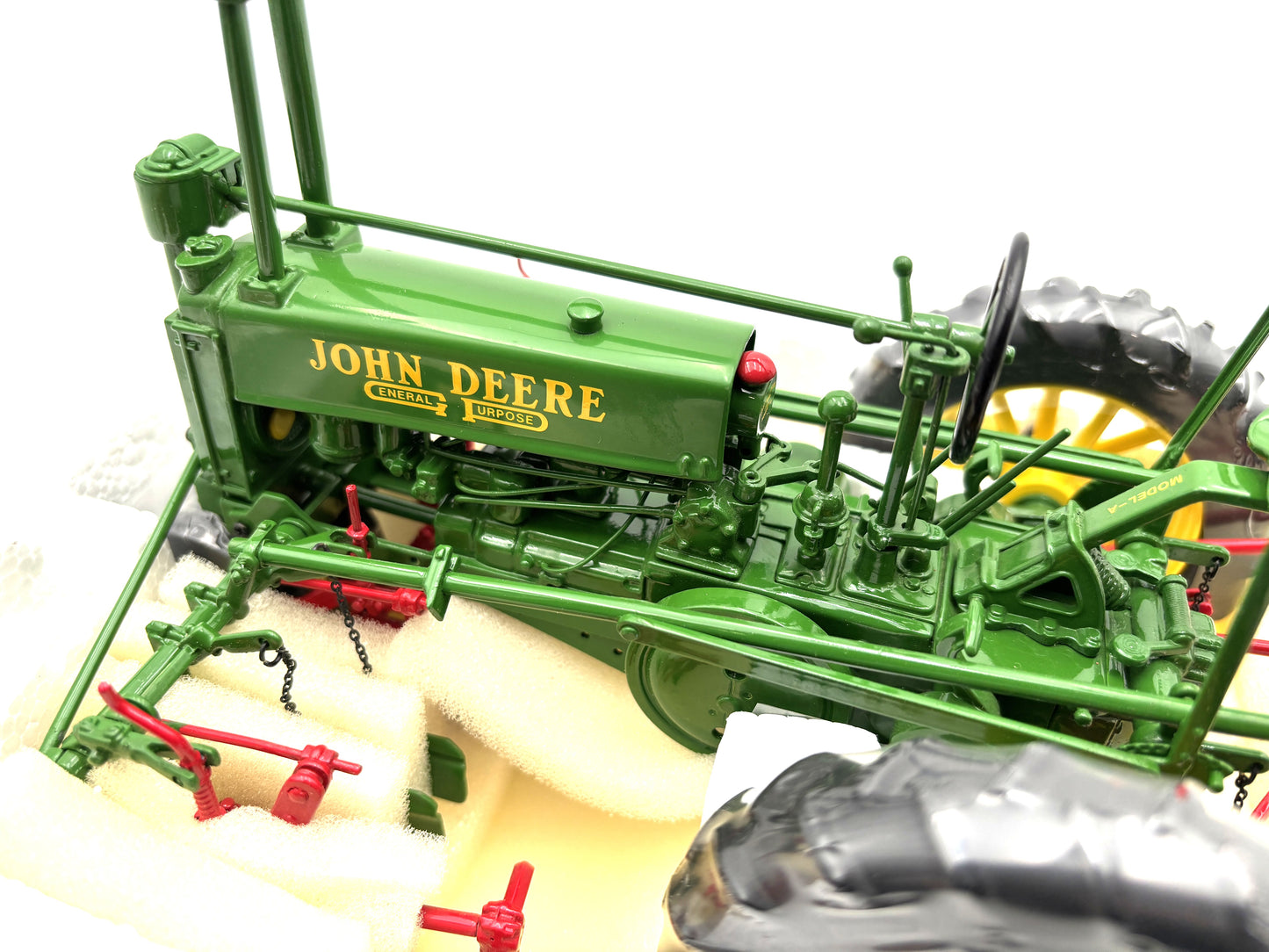 1/16 John Deere Model A with 290 Series Cultivator