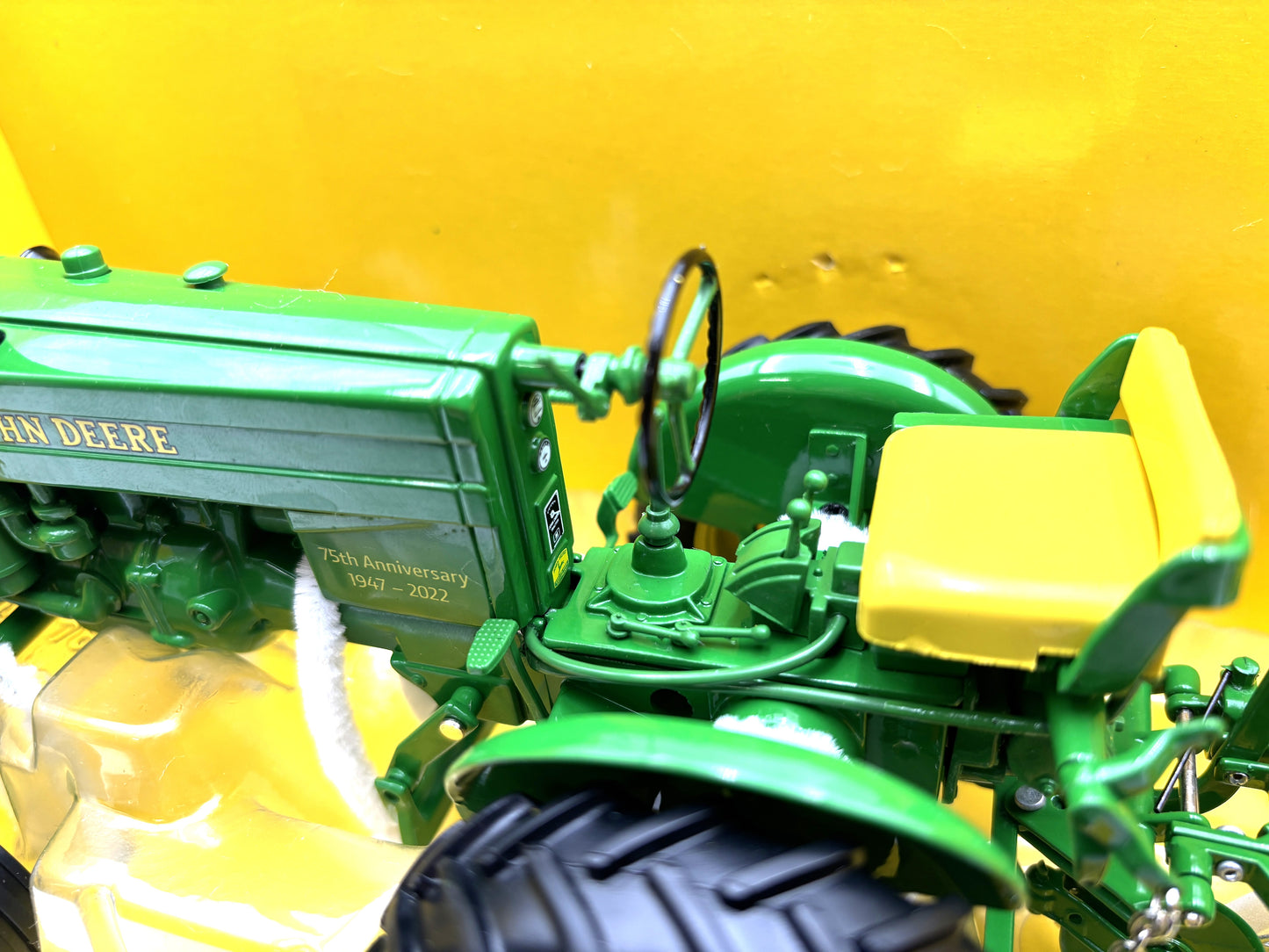 1/16 John Deere Model M with Plow
