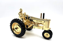 1/16 John Deere Model ''A'' with Man ''Gold''