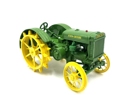 1/16 John Deere Model "D" Tractor