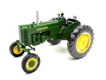 1/16 John Deere Model ''MT'' Gas Wide Front