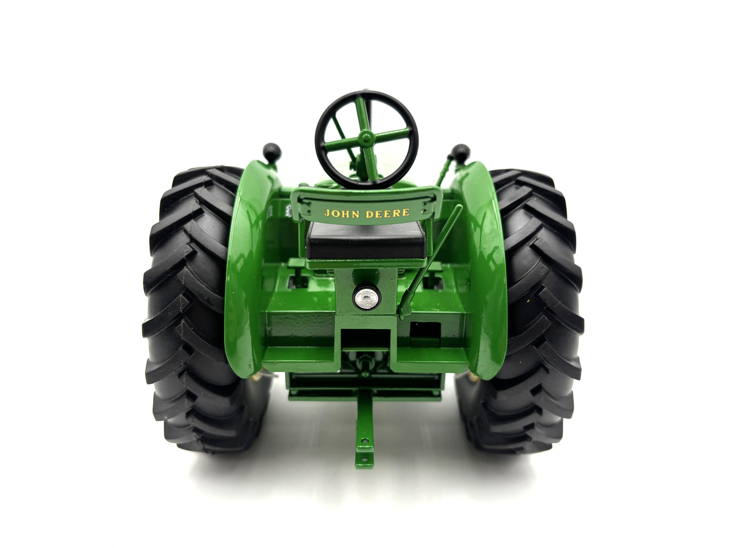 1/16 John Deere Model ''R'' Precision Key #8