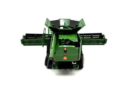 1/64 John Deere S780