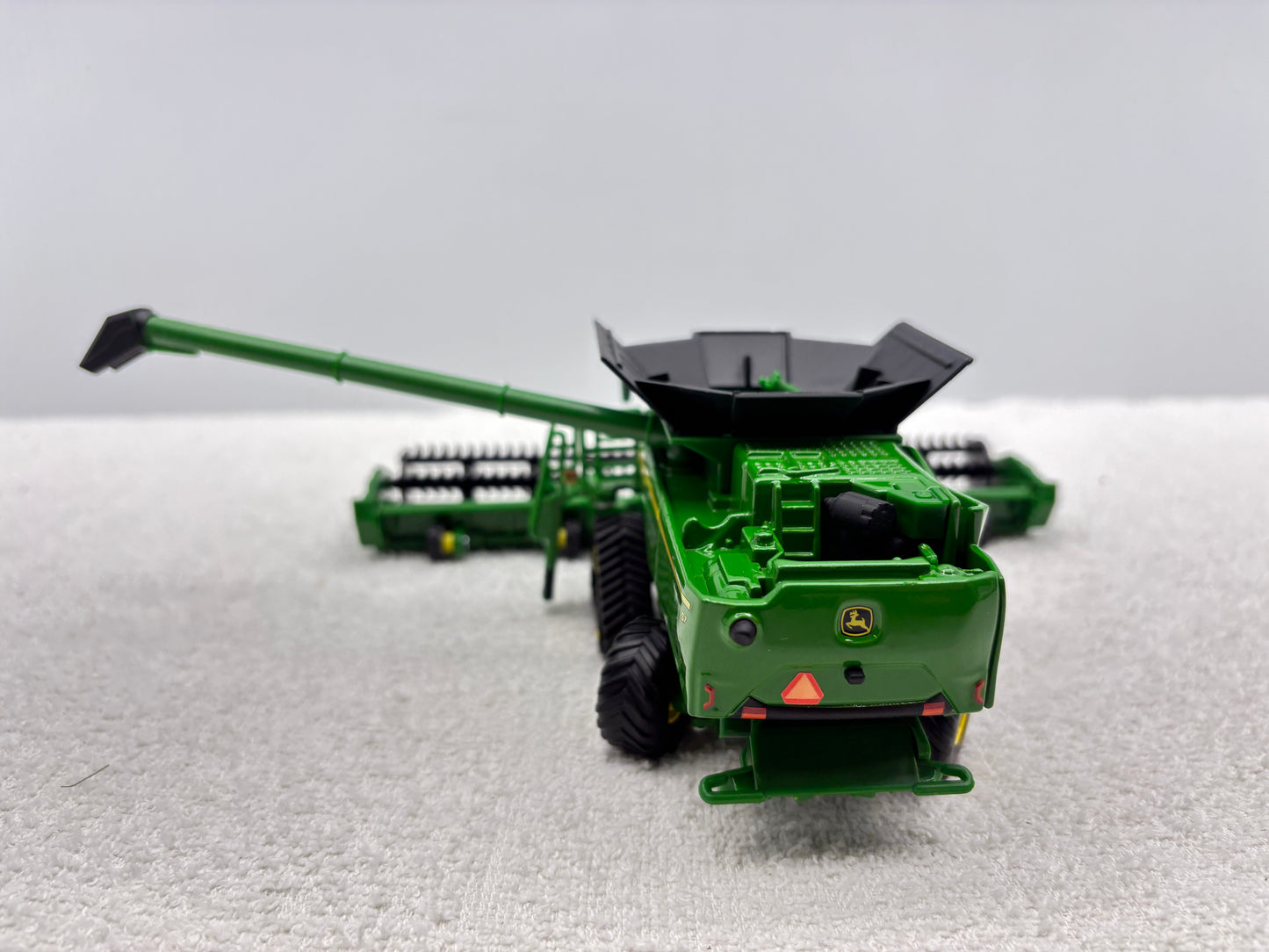 1/64 John Deere S7 900 Farm Show