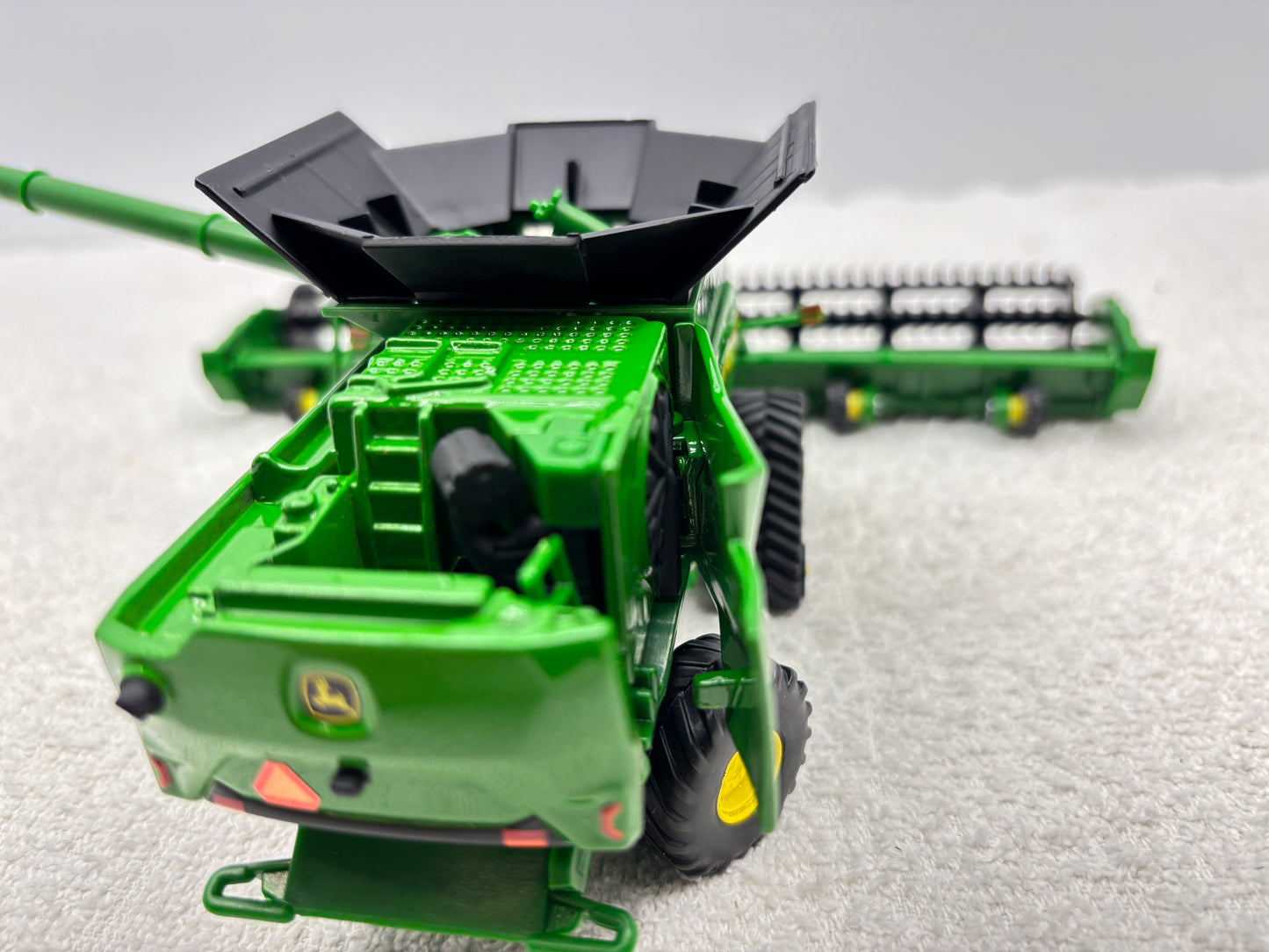 1/64 John Deere S7 900 Farm Show