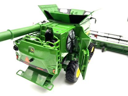 1/32 John Deere S7 900 Tracked Prestige Combine