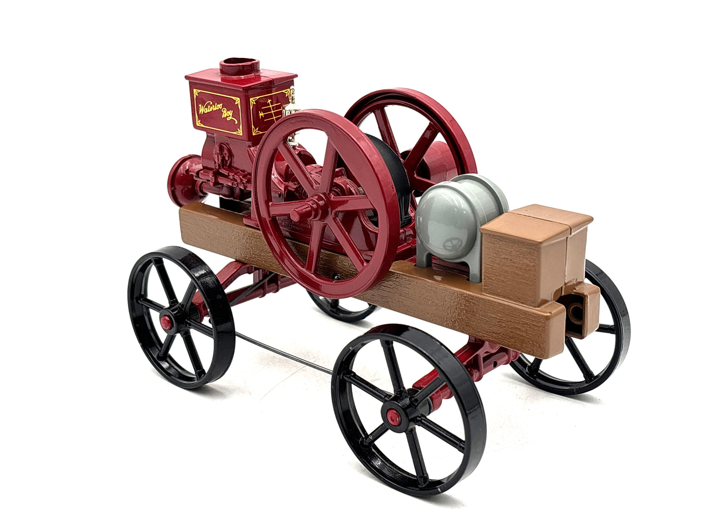 1/16 John Deere Waterloo Boy 2.h.p. Engine