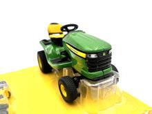 1/16 John Deere X320 Lawn Tractor