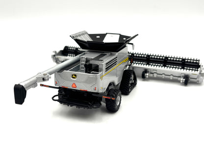 1/64 John Deere X9 1100 Farm Show Chase