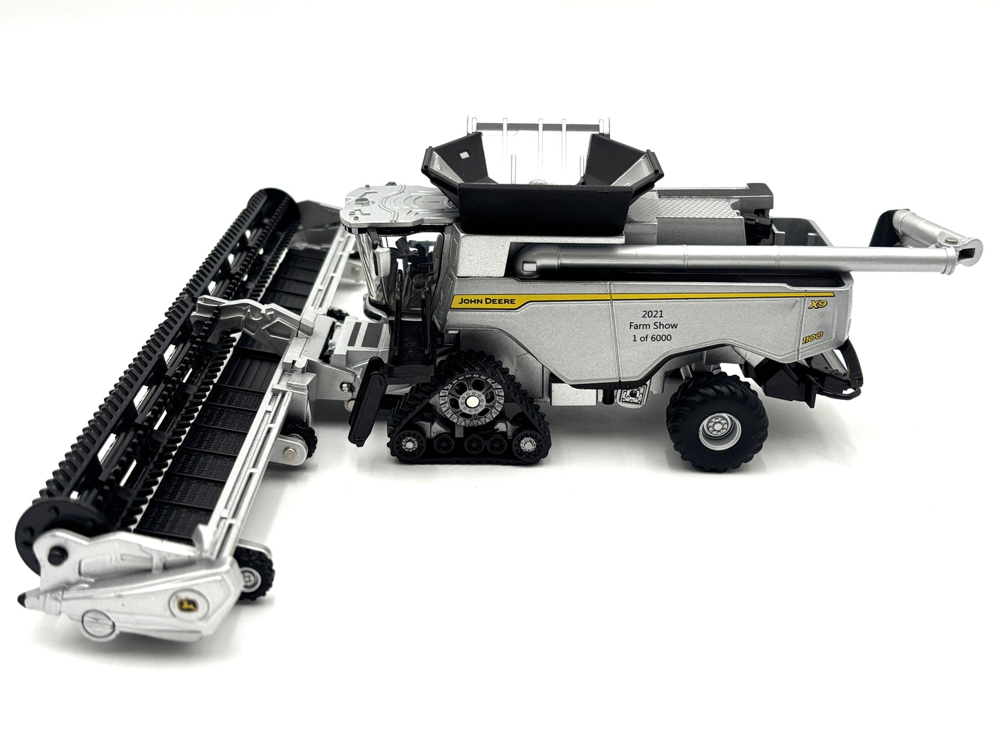 1/64 John Deere X9 1100 Farm Show Chase