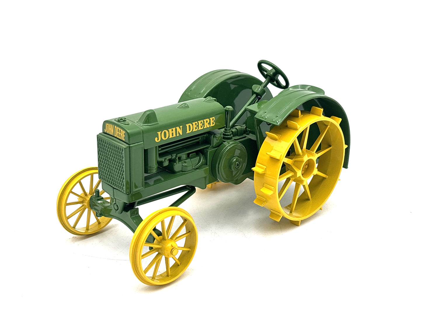1/16 John Deere ''BO'' Tractor on Steel