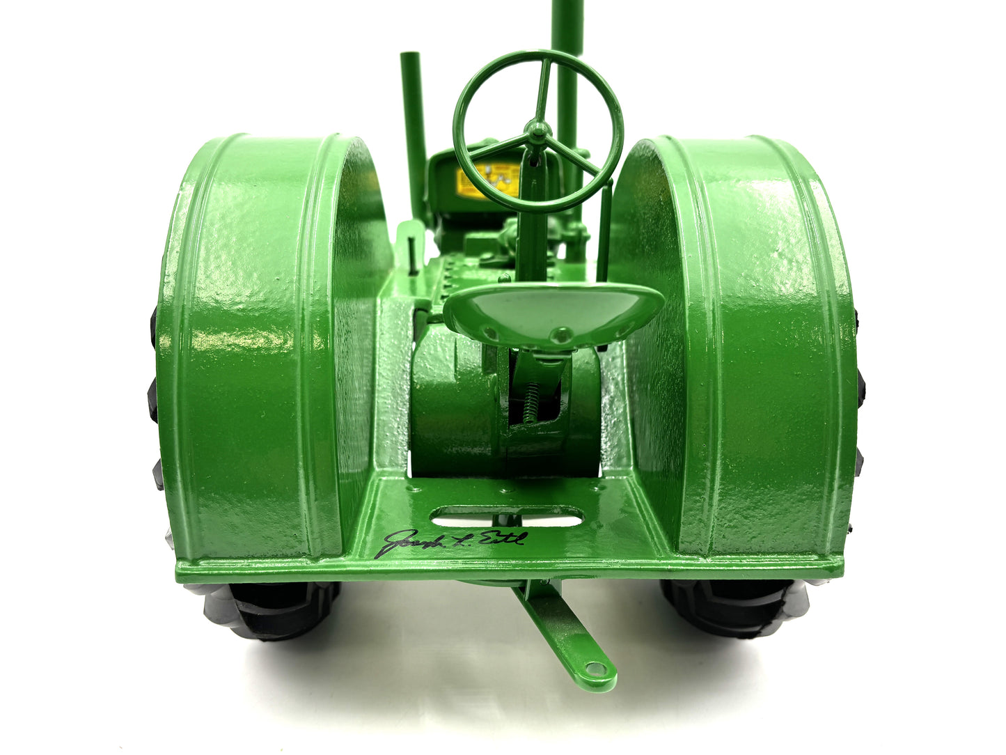 1/8 John Deere ''D'' Unstyled
