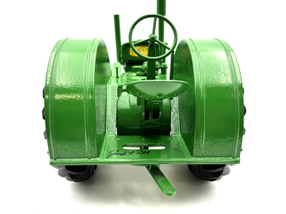 1/8 John Deere ''D'' Unstyled