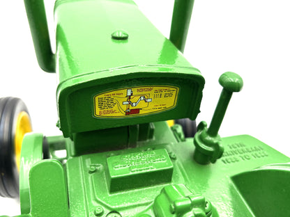 1/8 John Deere ''D'' Unstyled