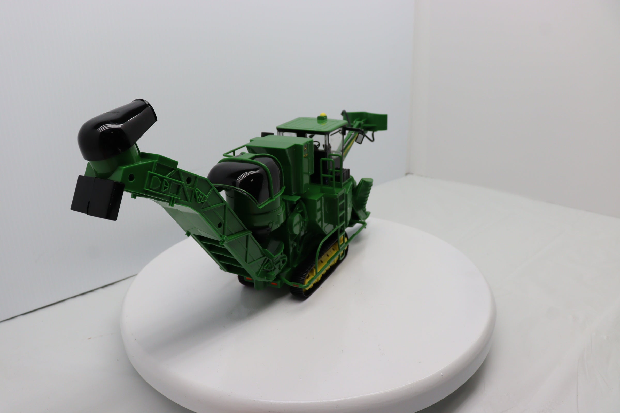 1/32 John Deere 3520