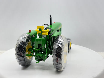 1/16 John Deere 4020 Precision
