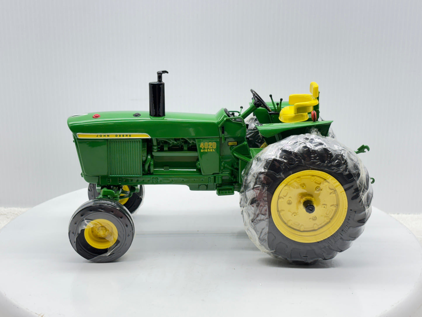 1/16 John Deere 4020 Precision