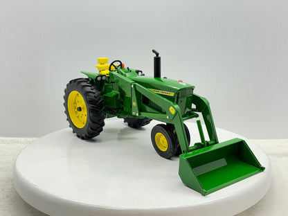 1/16 John Deere 4020 with 48 Loader