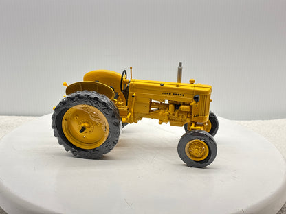 1/16 John Deere 420 Industrial