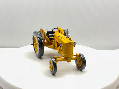 1/16 John Deere 420 Industrial