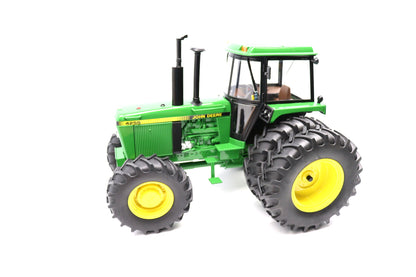 1/16 John Deere 4255