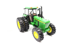 1/16 John Deere 4255