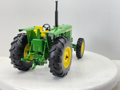 1/16 John Deere 4320 MFWD Prestige