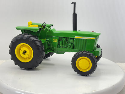 1/16 John Deere 4320 MFWD Prestige