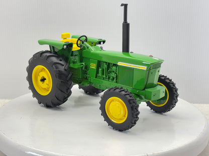 1/16 John Deere 4320 MFWD Prestige