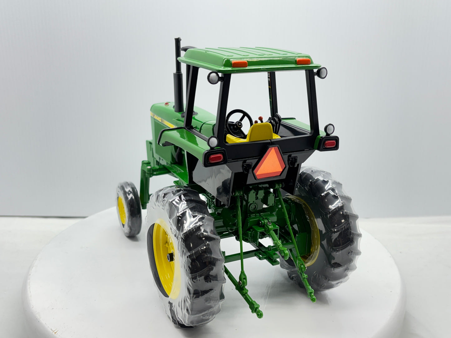 1/16 John Deere 4440 Hi-Crop