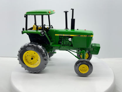 1/16 John Deere 4440 Hi-Crop