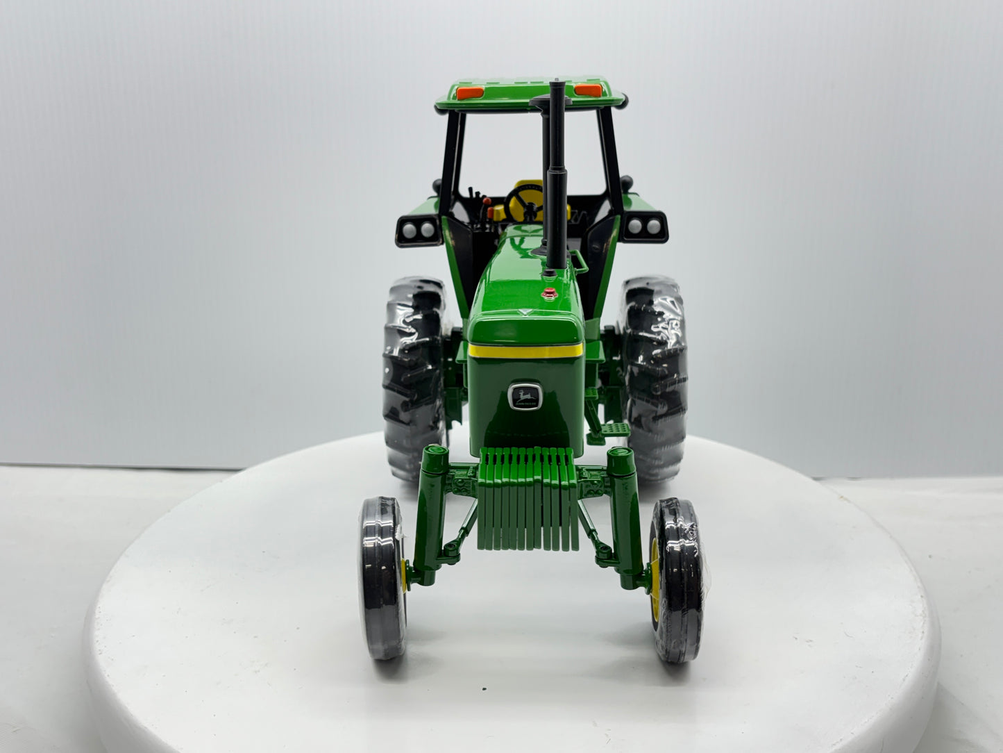 1/16 John Deere 4440 Hi-Crop