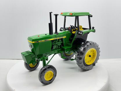 1/16 John Deere 4440 Hi-Crop