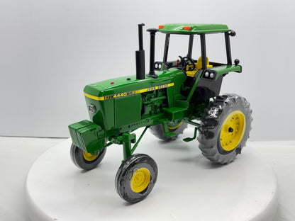 1/16 John Deere 4440 Hi-Crop