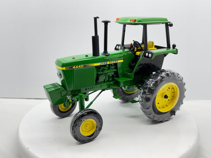 1/16 John Deere 4440 Hi-Crop