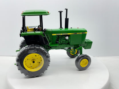 1/16 John Deere 4440 Hi-Crop