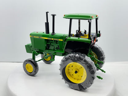 1/16 John Deere 4440 Hi-Crop