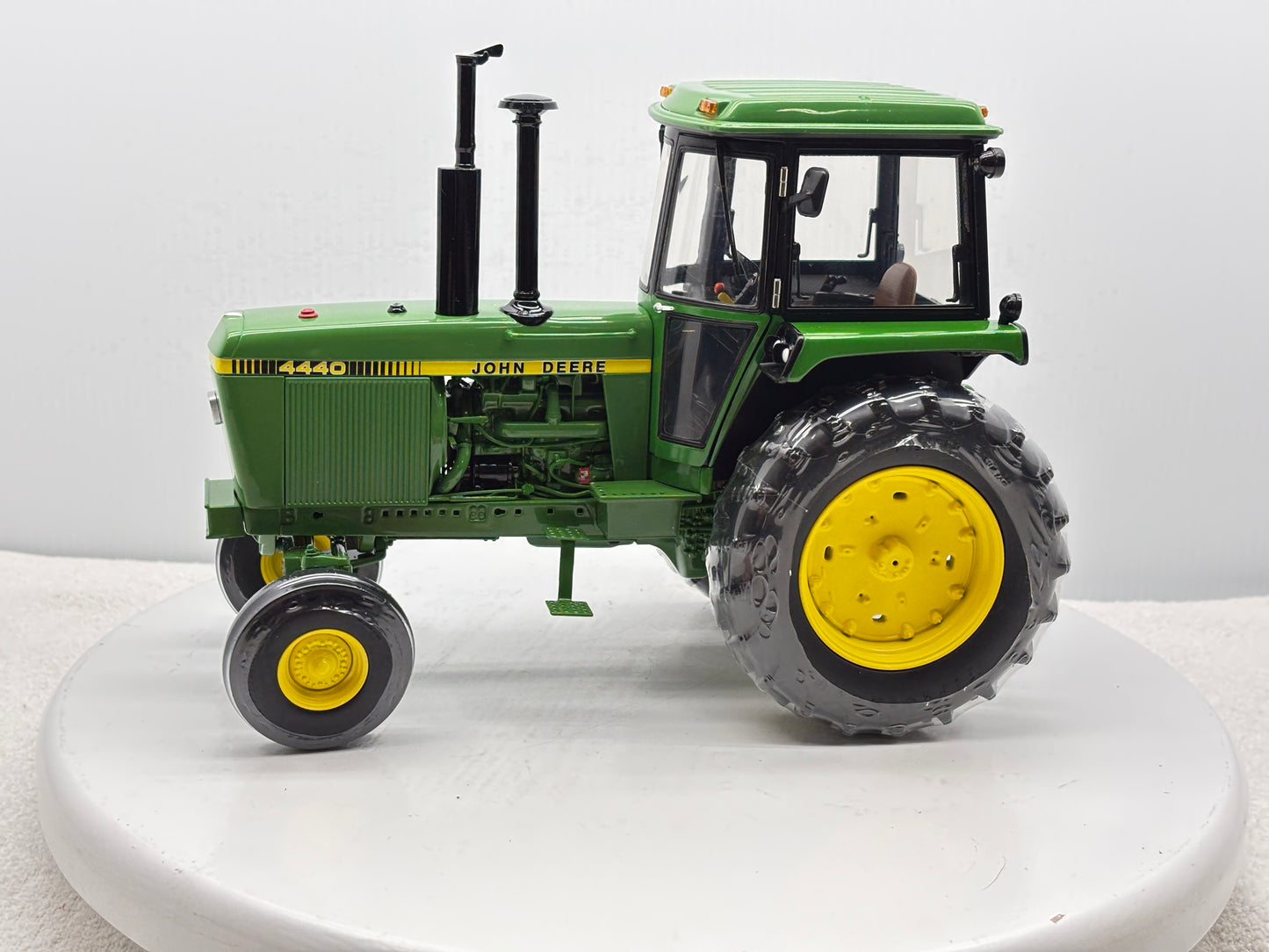 1/16 John Deere 4440 Precision #17
