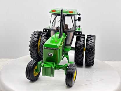 1/16 John Deere 4450 2wd Prestige