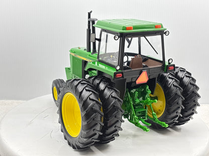 1/16 John Deere 4450 2wd Prestige