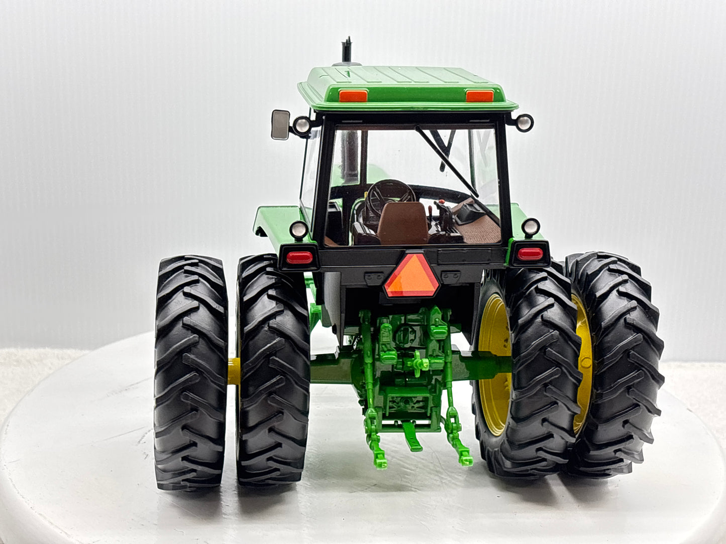 1/16 John Deere 4450 2wd Prestige