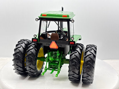 1/16 John Deere 4450 2wd Prestige