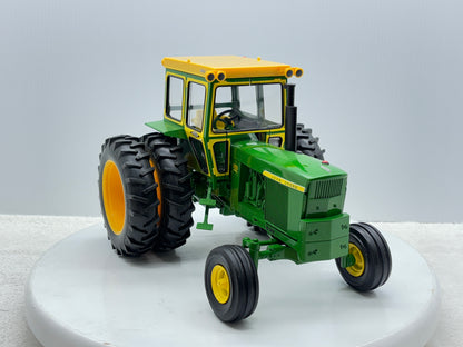 1/16 John Deere 4520 200th