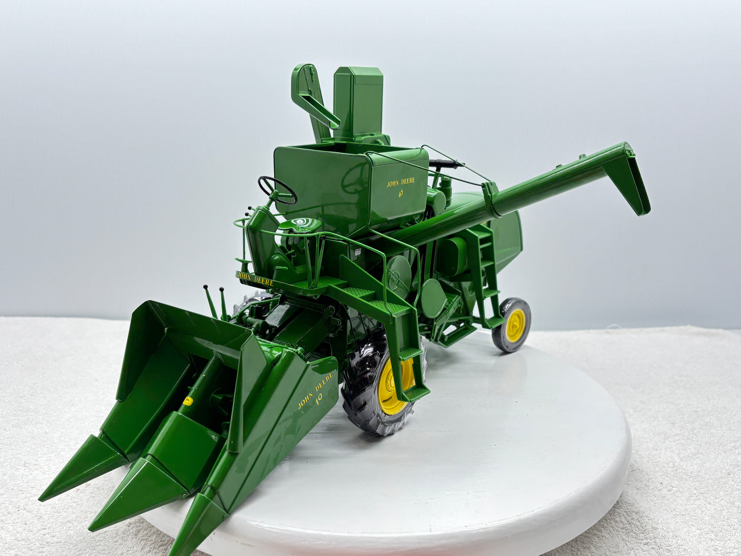 1/16 John Deere 45 Prestige