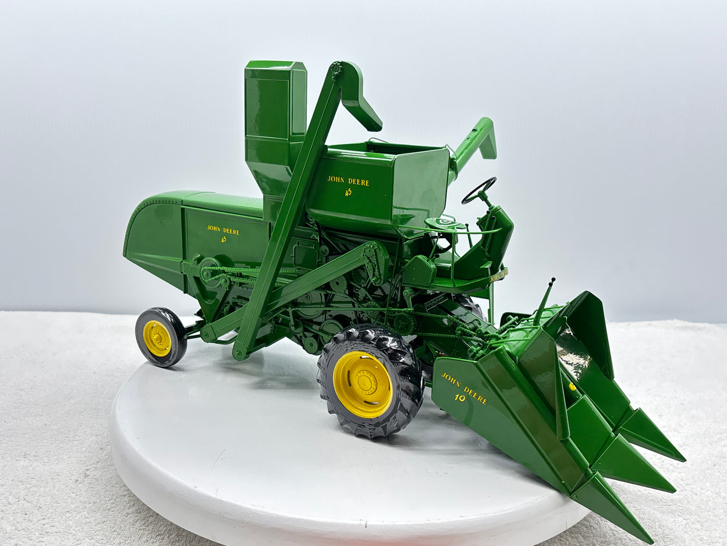 1/16 John Deere 45 Prestige